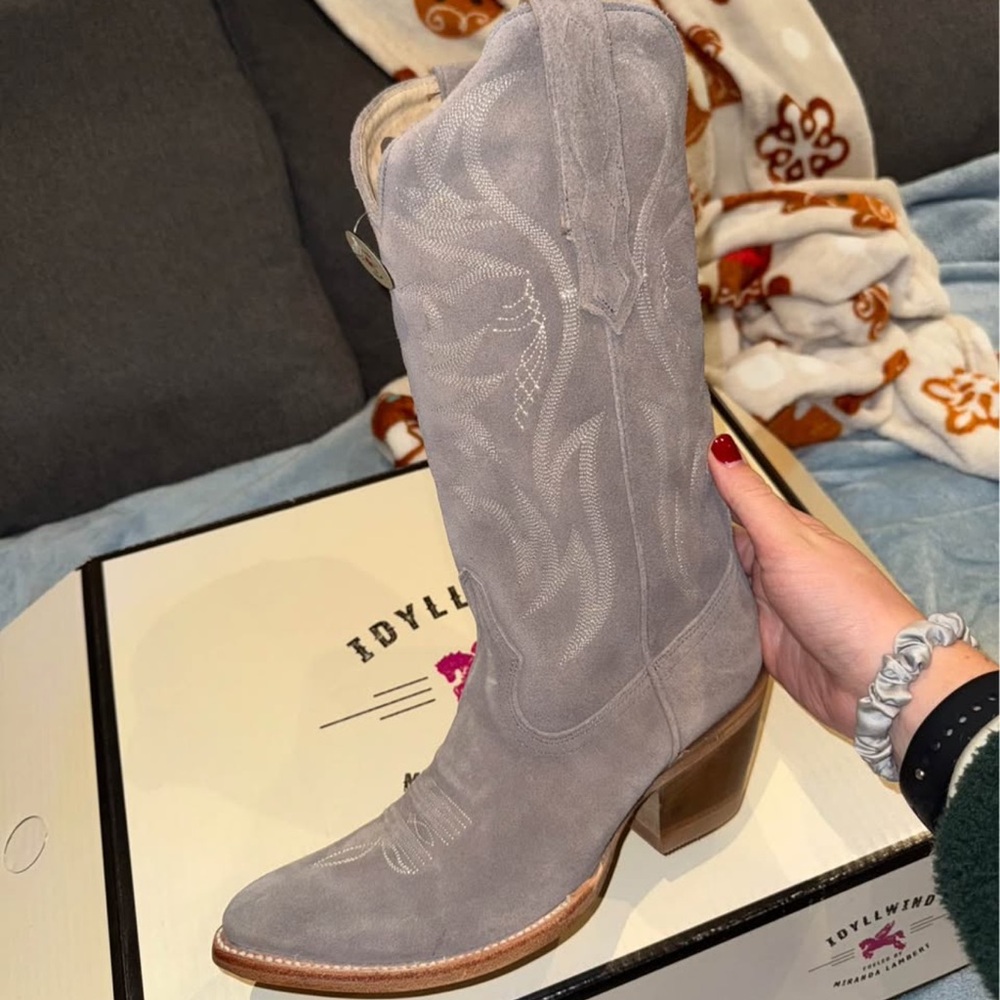 Tony Lama Gray Suede Western Boots - Picture 3 of 8
